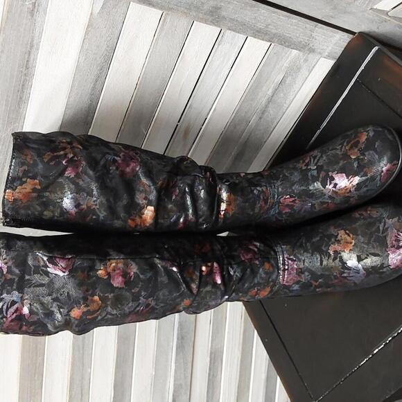 Stylish Floral Slouchy Boots | 6 1/2W - Picture 2 of 8